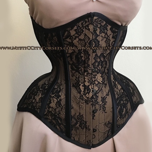 Other - NWT Black & Tan Tightlacing Corset